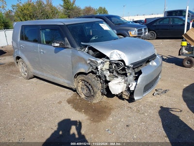 SCION XB 2012