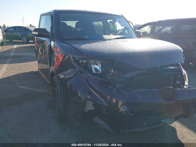 SCION XB 2012