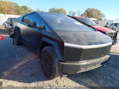 TESLA CYBERTRUCK 2024
