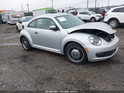 VOLKSWAGEN BEETLE 2015