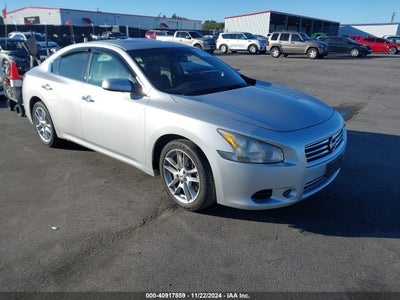 NISSAN MAXIMA 2012