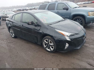 TOYOTA PRIUS 2018