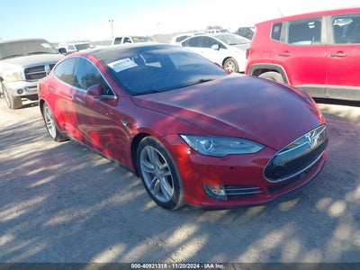 TESLA MODEL S 2015
