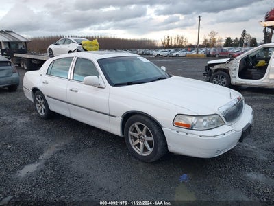 LINCOLN TOWN CAR 2007