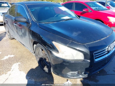 NISSAN MAXIMA 2012