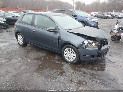 VOLKSWAGEN GOLF 2010