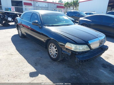 LINCOLN TOWN CAR 2007