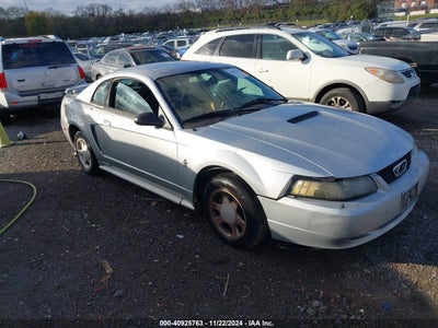FORD MUSTANG 2001