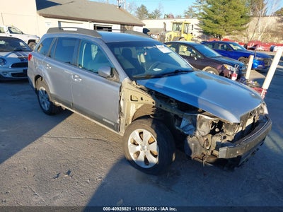 SUBARU OUTBACK 2012