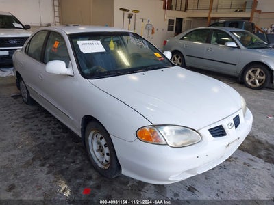 HYUNDAI ELANTRA 2000
