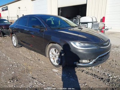 CHRYSLER 200 2016