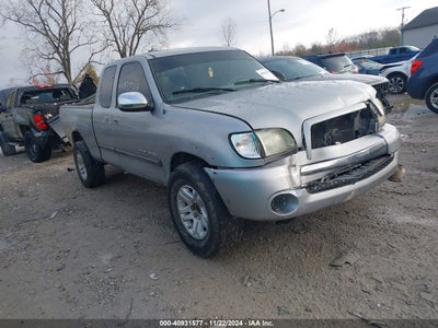 TOYOTA TUNDRA 2004