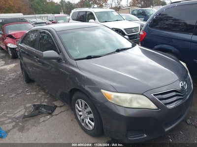 TOYOTA CAMRY 2011