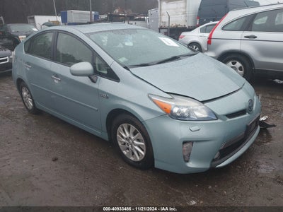 TOYOTA PRIUS PLUG-IN 2012