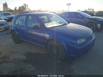 VOLKSWAGEN GOLF 2003