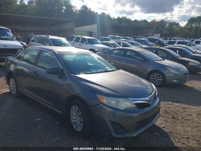 TOYOTA CAMRY 2013