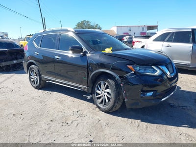 NISSAN ROGUE 2017
