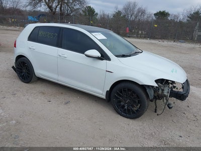 VOLKSWAGEN GOLF 2015
