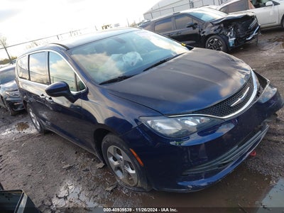 CHRYSLER PACIFICA 2017
