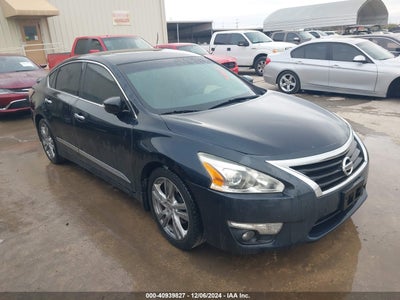 NISSAN ALTIMA 2015