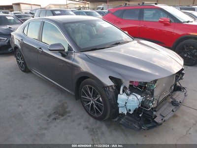 TOYOTA CAMRY HYBRID 2024