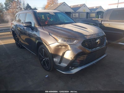 TOYOTA HIGHLANDER 2021