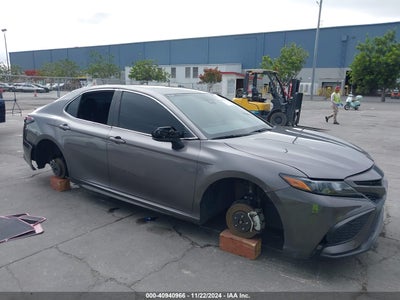 TOYOTA CAMRY 2021