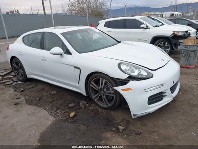 PORSCHE PANAMERA 2015