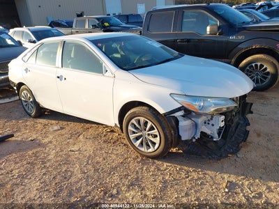 TOYOTA CAMRY 2015