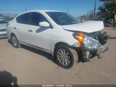 NISSAN VERSA 2017