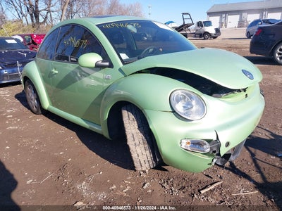 VOLKSWAGEN NEW BEETLE 2001