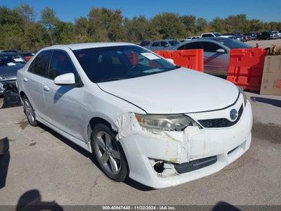 TOYOTA CAMRY 2013