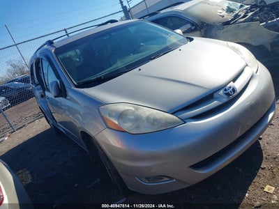 TOYOTA SIENNA 2009
