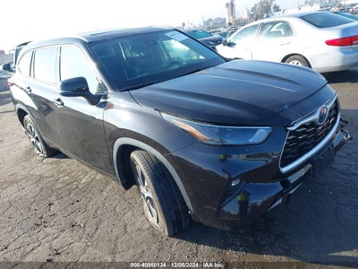 TOYOTA HIGHLANDER 2022