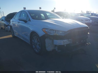 FORD FUSION HYBRID 2019