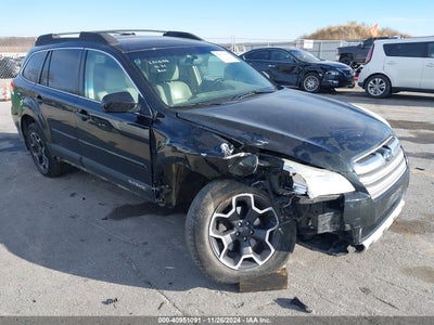 SUBARU OUTBACK 2013