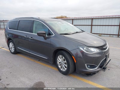 CHRYSLER PACIFICA 2018