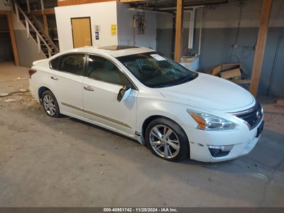 NISSAN ALTIMA 2015