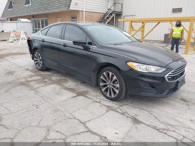 FORD FUSION 2019