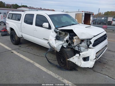 TOYOTA TACOMA 2015