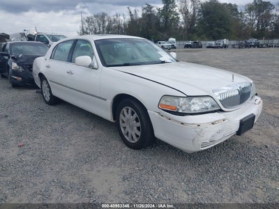 LINCOLN TOWN CAR 2007