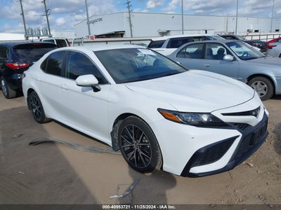 TOYOTA CAMRY 2021