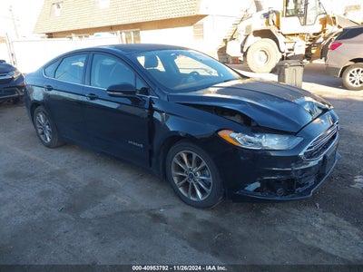 FORD FUSION HYBRID 2017