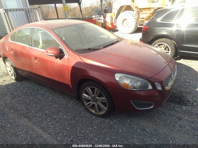 VOLVO S60 2012