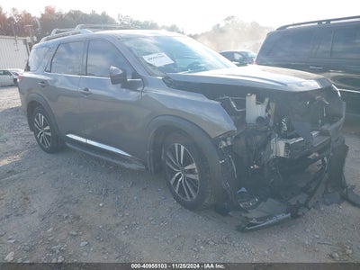 NISSAN PATHFINDER 2024