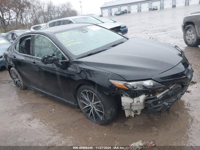 TOYOTA CAMRY 2021