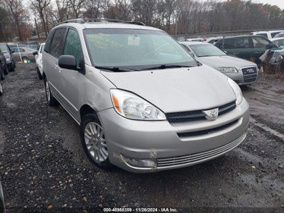 TOYOTA SIENNA 2005