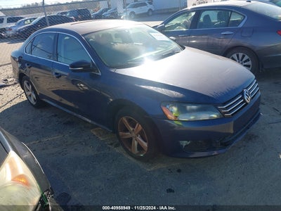 VOLKSWAGEN PASSAT 2013
