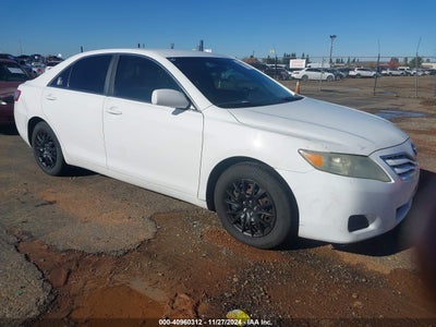 TOYOTA CAMRY 2011
