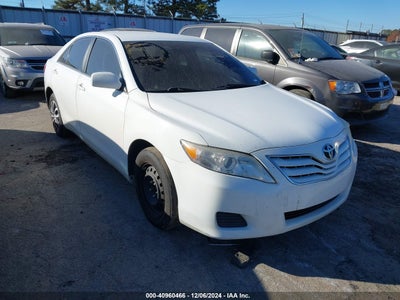 TOYOTA CAMRY 2011